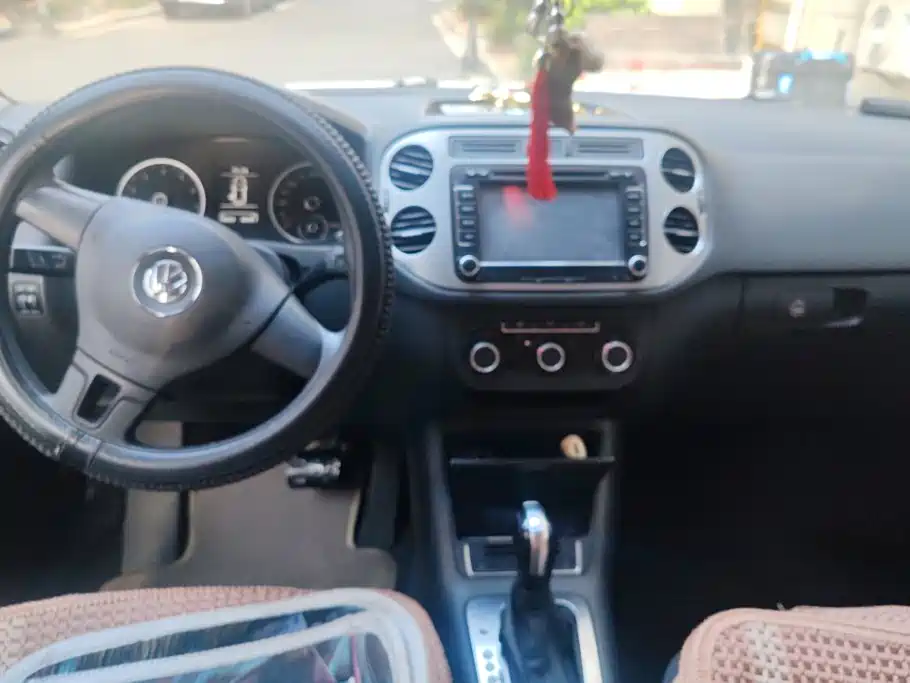 Volkswagen Tiguan — миниатюра 12