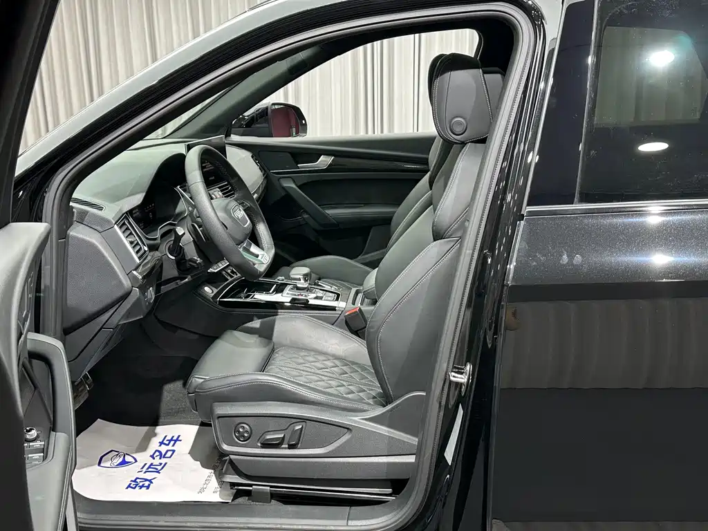 Audi SQ5 — миниатюра 10