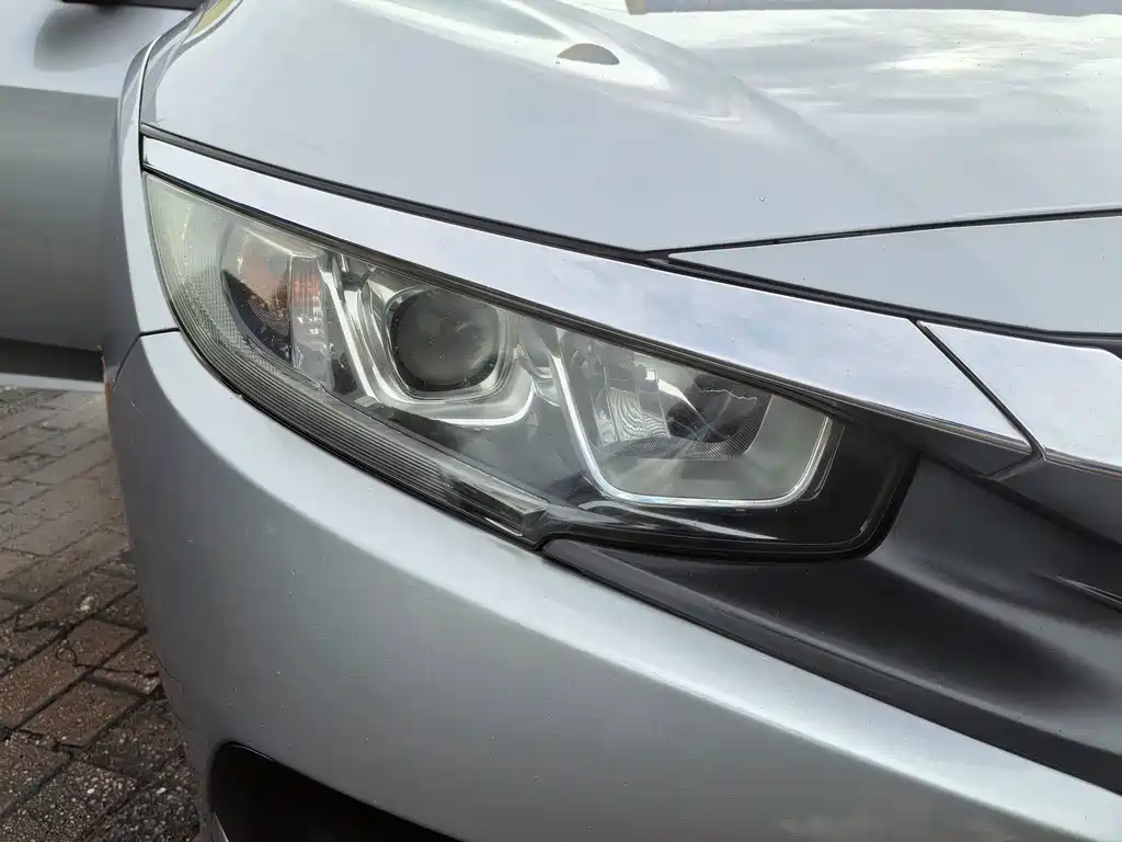 Honda Civic — миниатюра 13