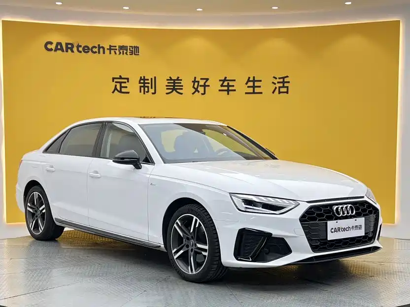 Audi A4L 2023 — фото 1