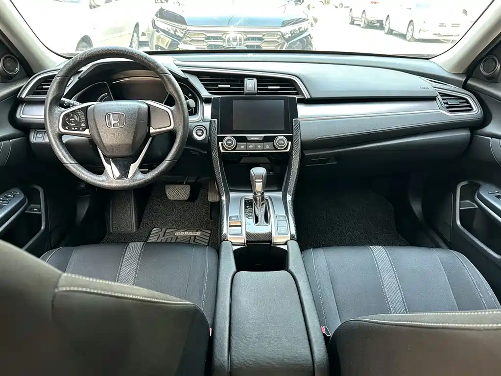 Honda Civic — миниатюра 6