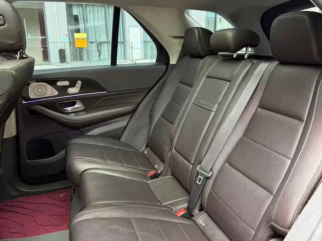 Mercedes-Benz GLE (Import) — миниатюра 5