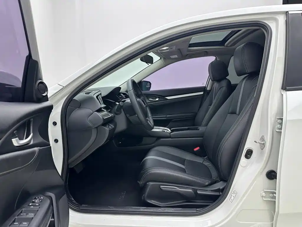 Honda Civic — миниатюра 9