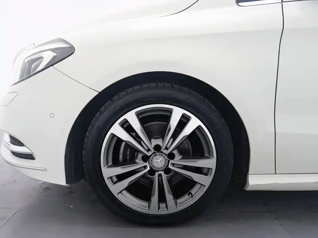 Mercedes-Benz B-Class — миниатюра 17