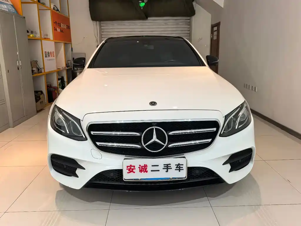 Mercedes-Benz E-Class (Import) — миниатюра 2