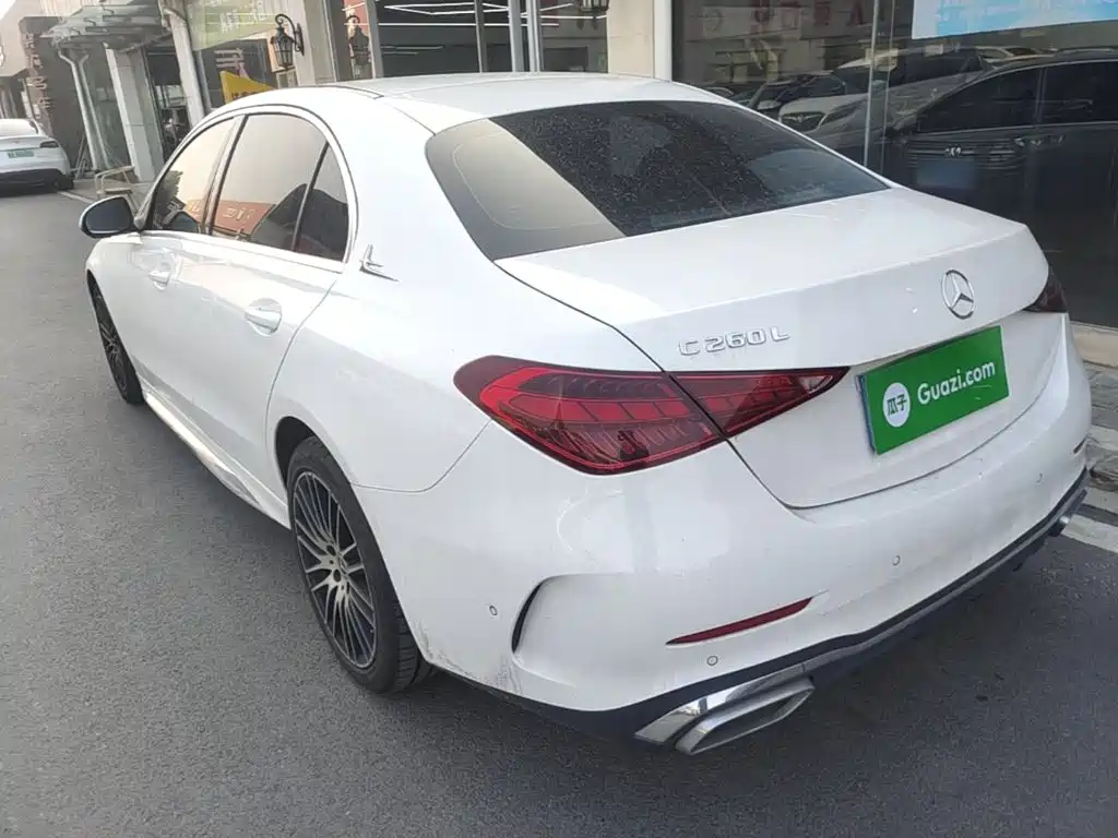 Mercedes-Benz C-Class — миниатюра 5