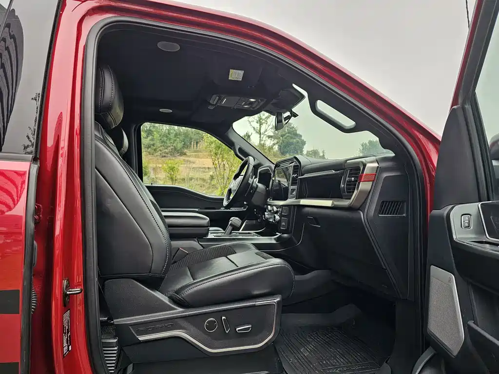 Ford F-150 Raptor — миниатюра 9