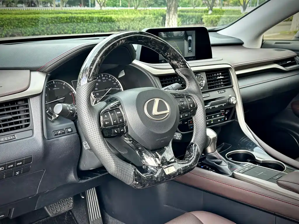 Lexus RX — миниатюра 16