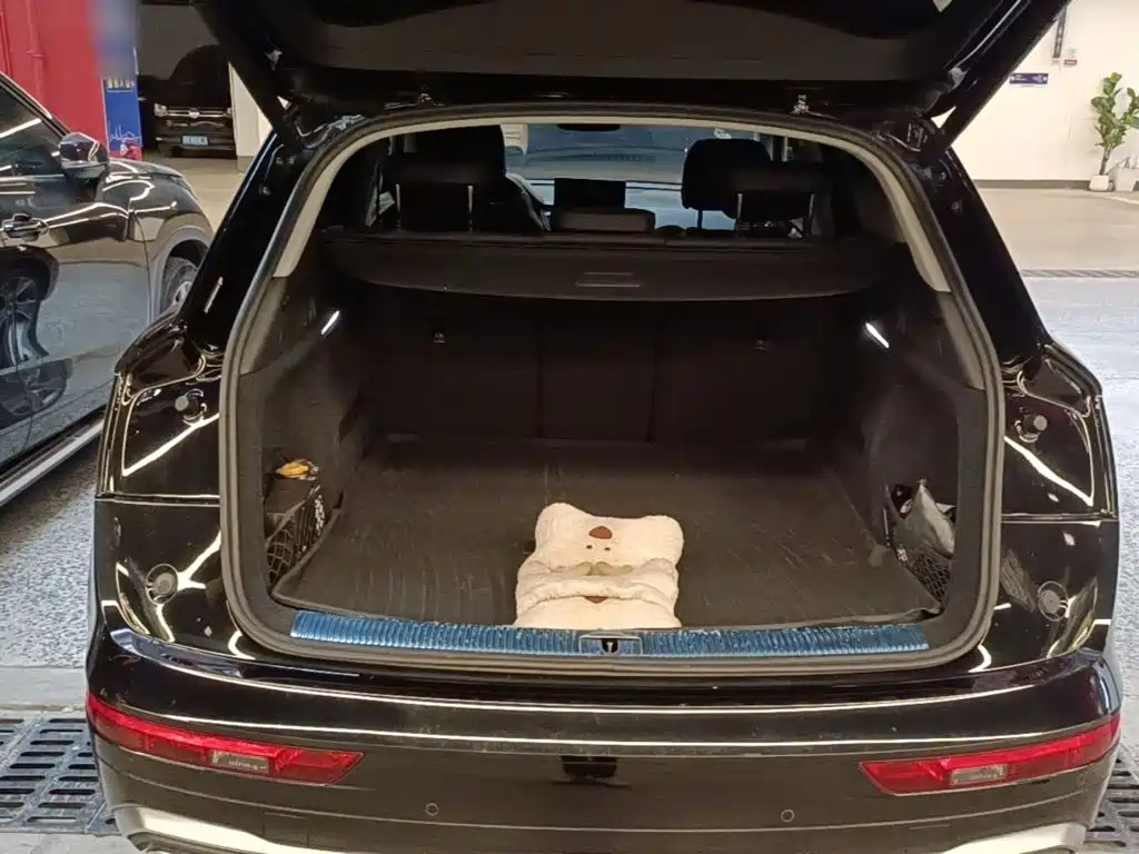 Audi Q5L — миниатюра 19