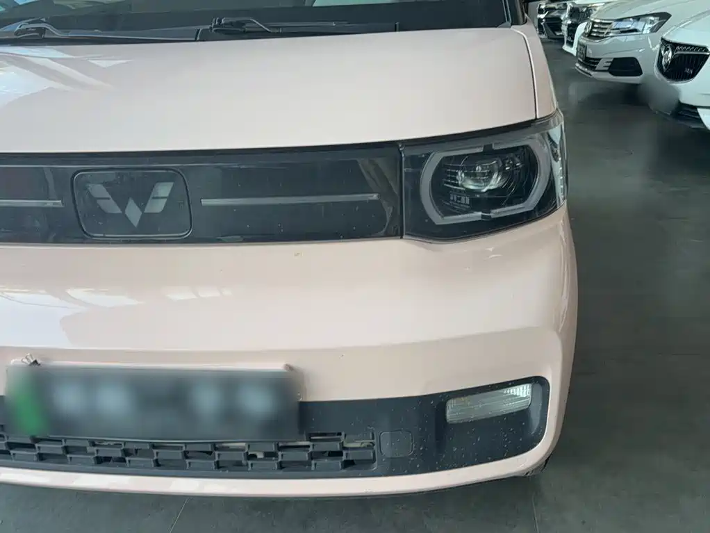 Wuling MINIEV — миниатюра 3
