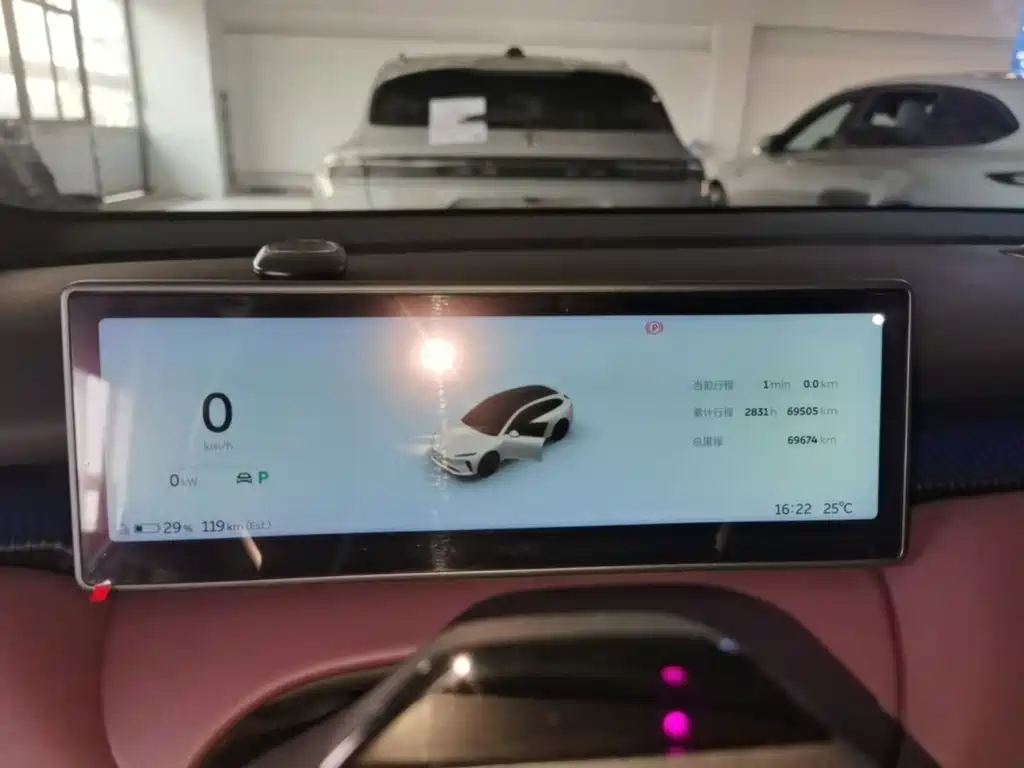 NIO ET5T — миниатюра 12