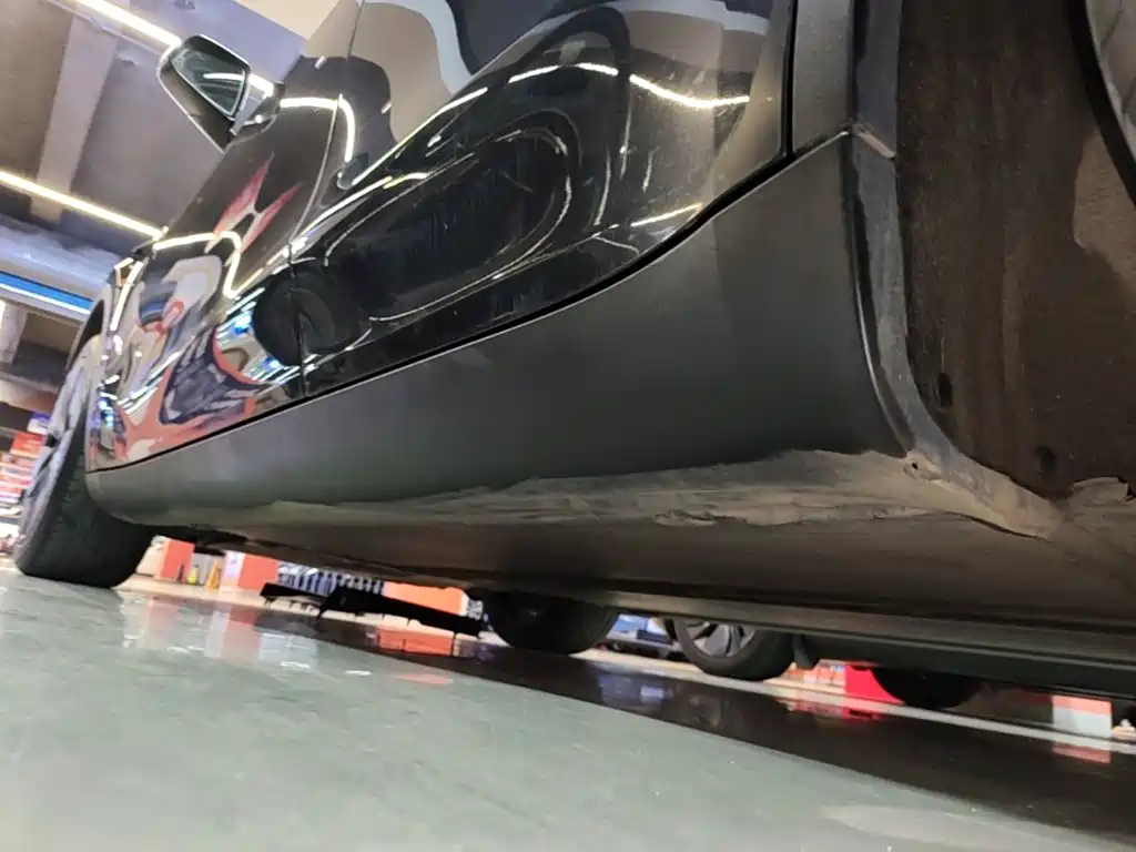 Tesla Model Y — миниатюра 22
