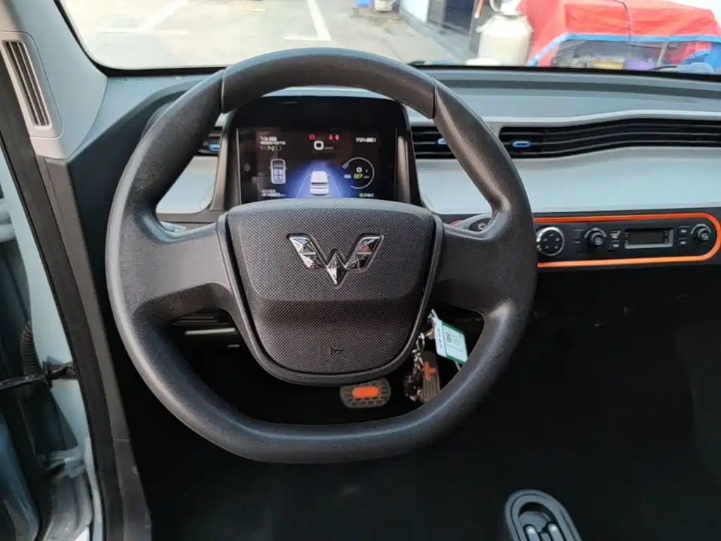 Wuling MINIEV — миниатюра 11