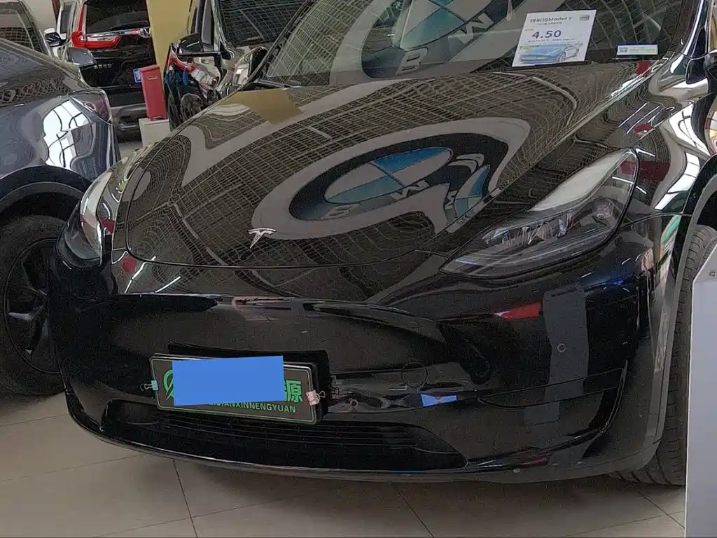 Tesla Model Y 2023 RWD Drive Dynamic Edition