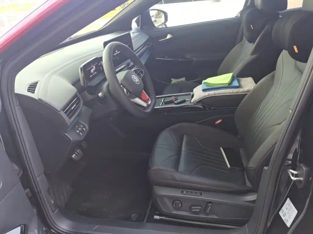 Volkswagen ID.4 X — миниатюра 15