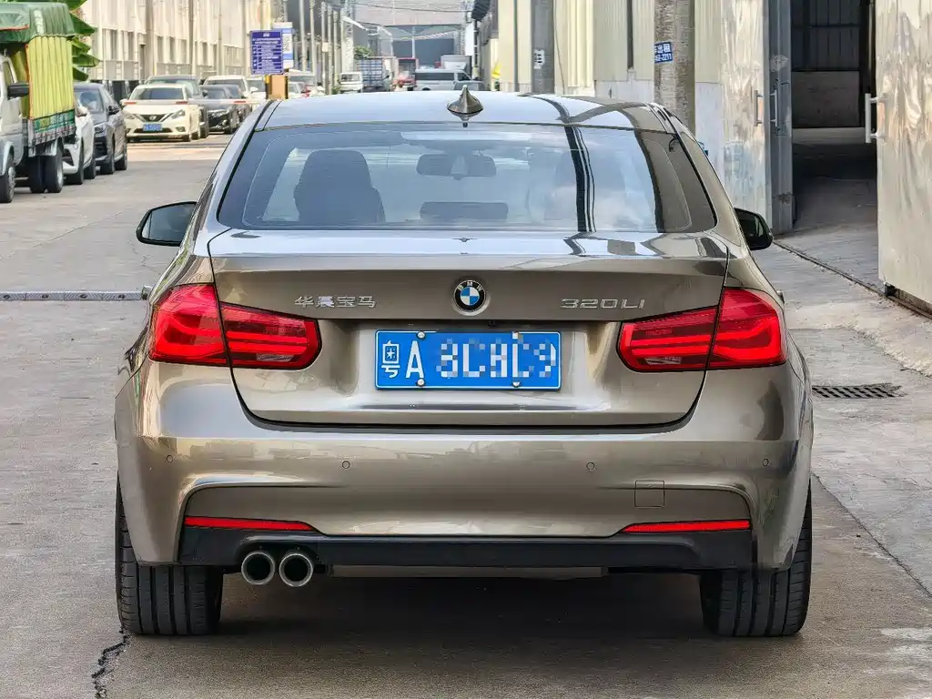 BMW 3 Series — миниатюра 4