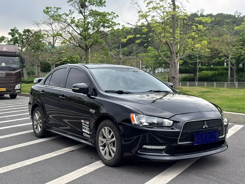 Mitsubishi Lancer EX — миниатюра 3