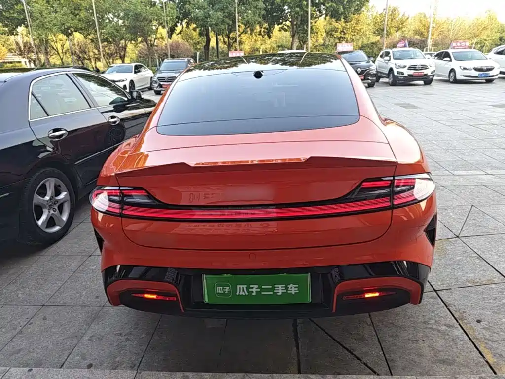 Xiaomi SU7 — миниатюра 6