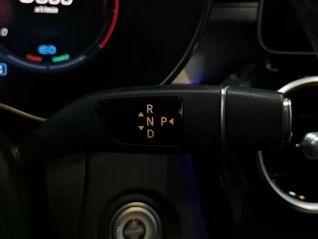 Mercedes-Benz C-Class — миниатюра 13