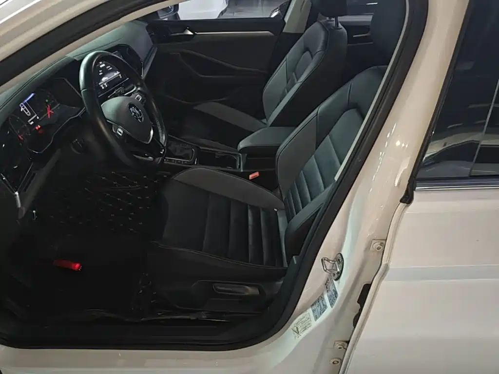Volkswagen Sagitar — миниатюра 15