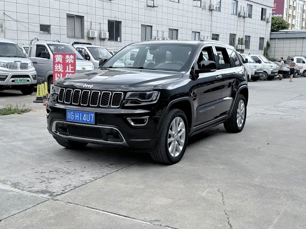 Jeep Grand Cherokee (Import)