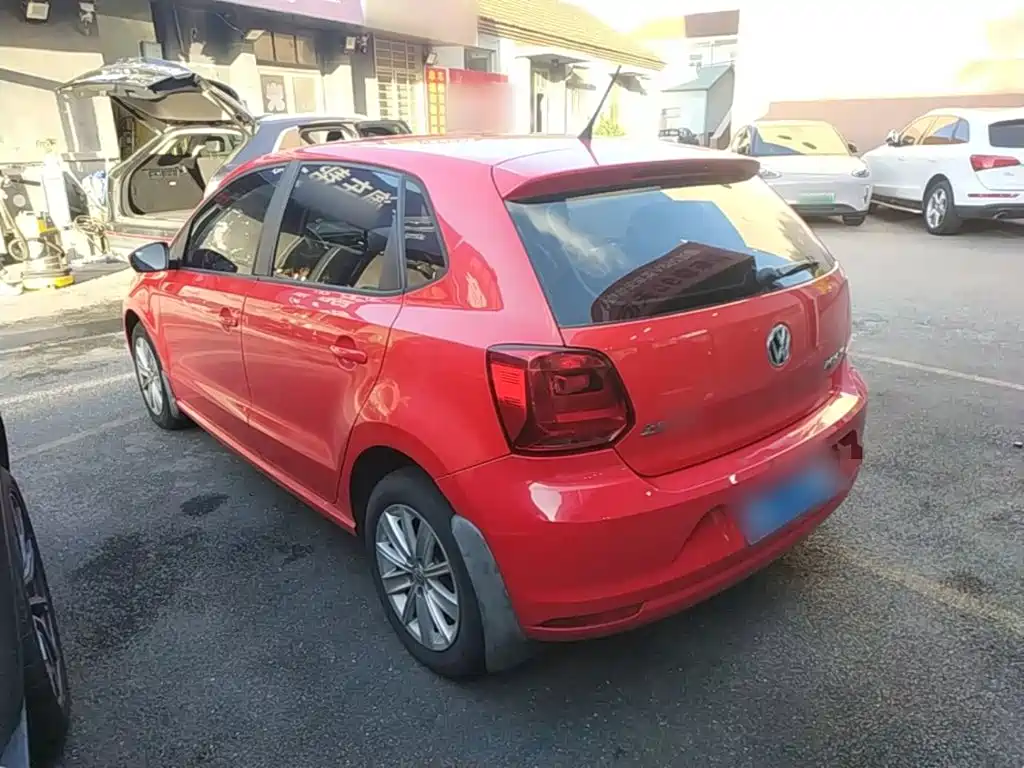 Volkswagen Polo — миниатюра 5