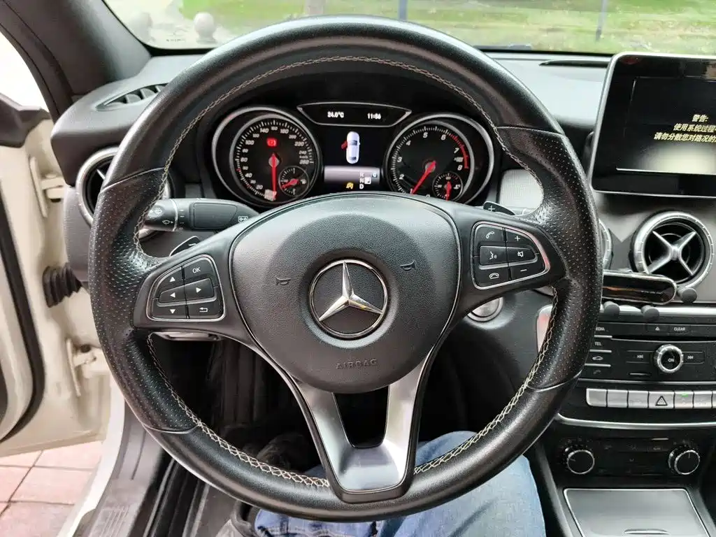 Mercedes-Benz CLA (Import) — миниатюра 3