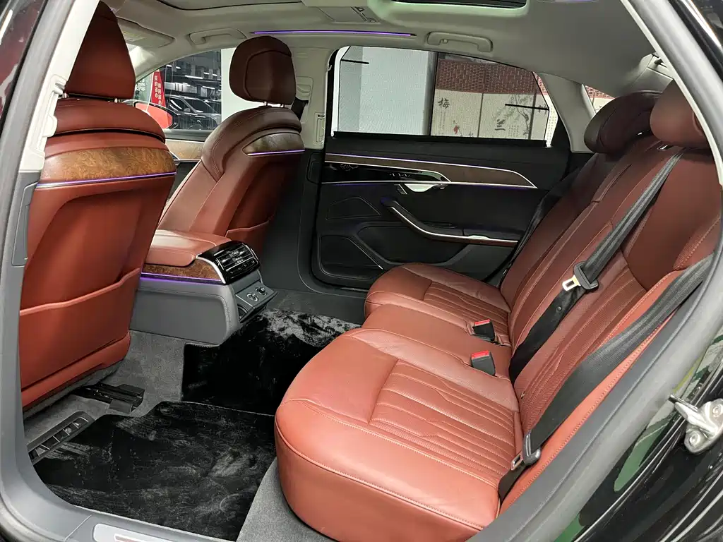 Audi A8 — миниатюра 16