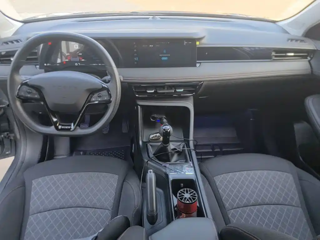 Roewe i5 — миниатюра 10