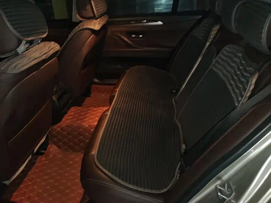 BMW 5 Series — миниатюра 11