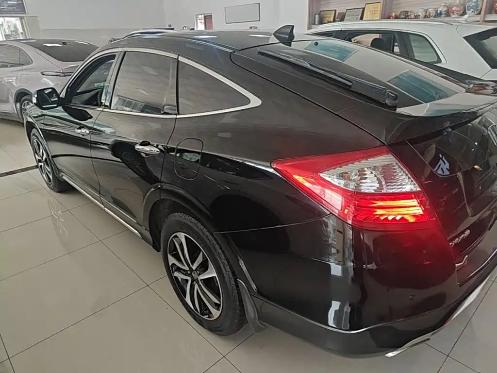 Honda Crosstour — миниатюра 5
