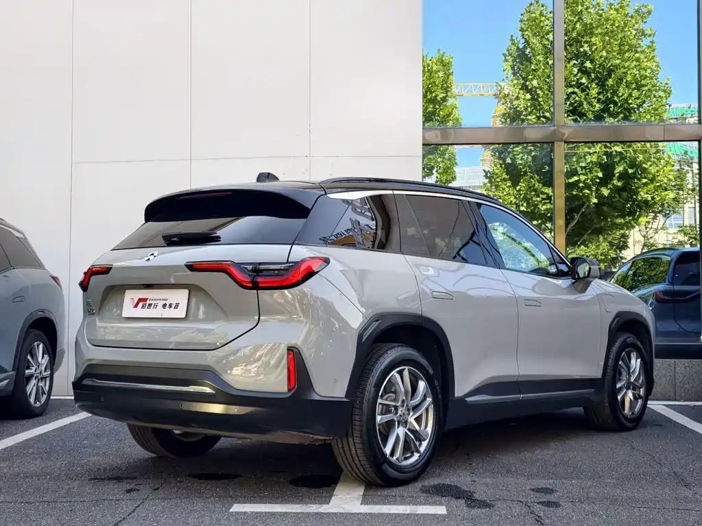 NIO ES6 — миниатюра 4