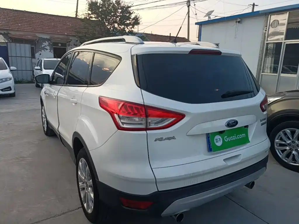 Ford Kuga — миниатюра 5