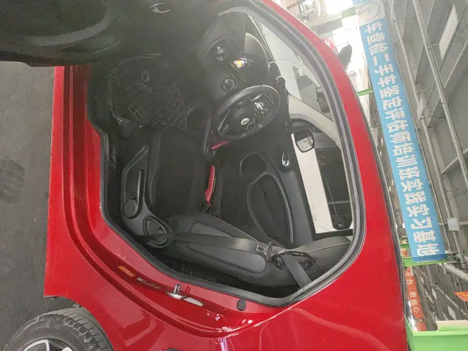 smart Smart Fortwo — миниатюра 6