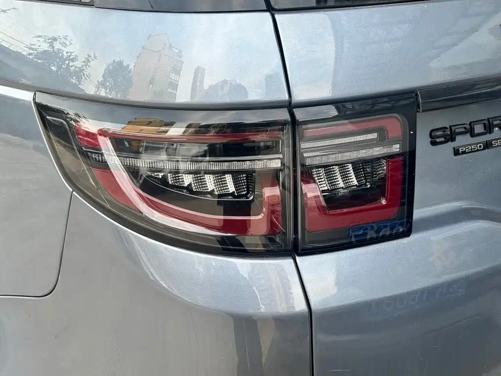 Land Rover Discovery Sport — миниатюра 18