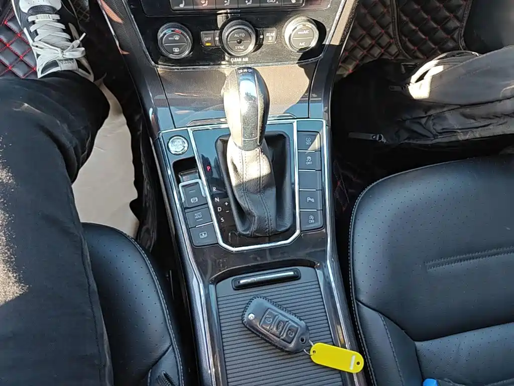 Volkswagen Passat — миниатюра 14