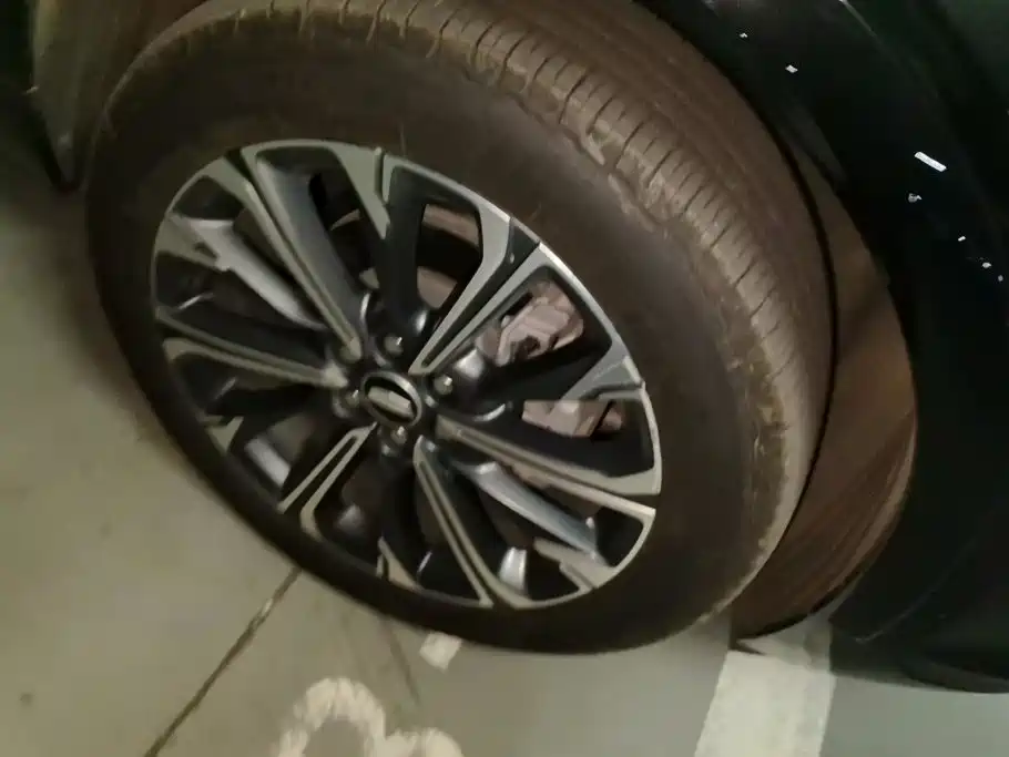 Cadillac XT5 — миниатюра 6
