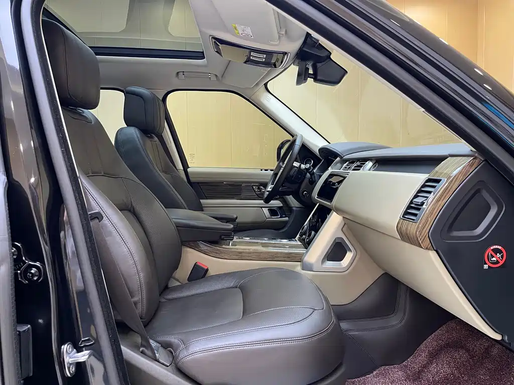 Land Rover Range Rover — миниатюра 6