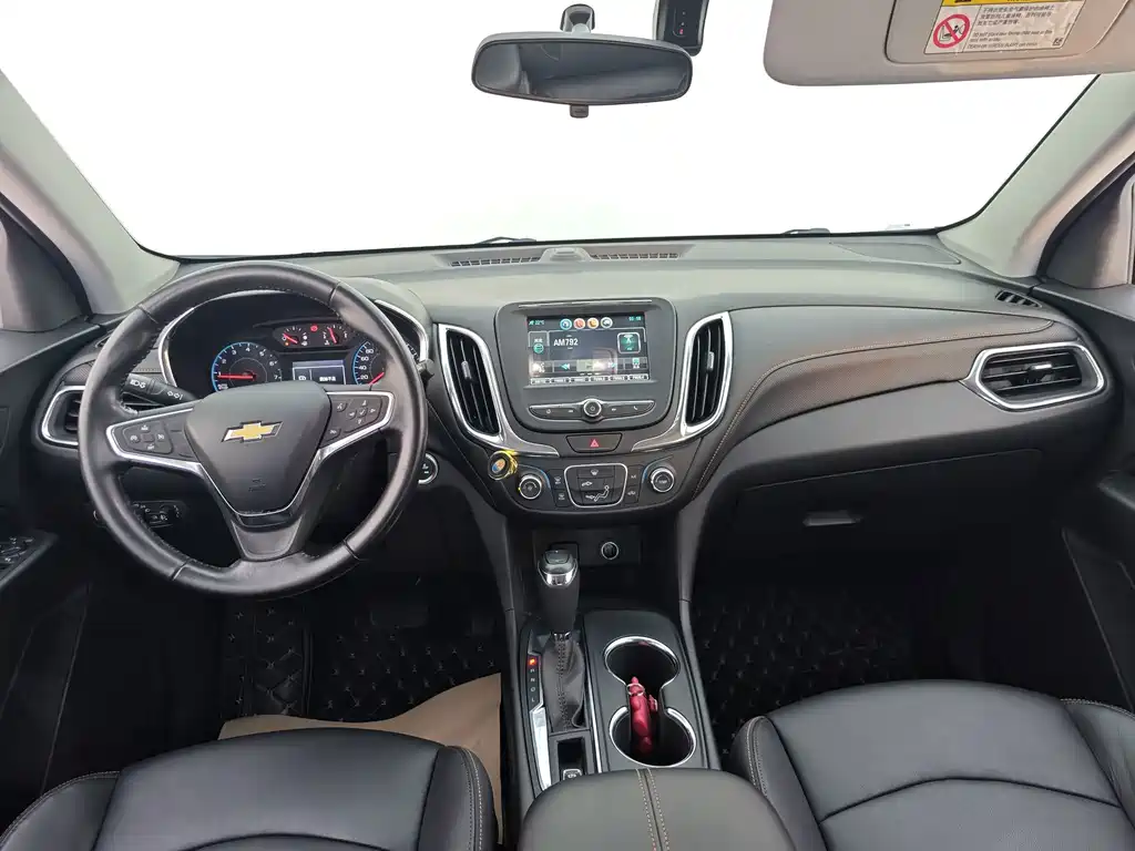 Chevrolet Equinox — миниатюра 9