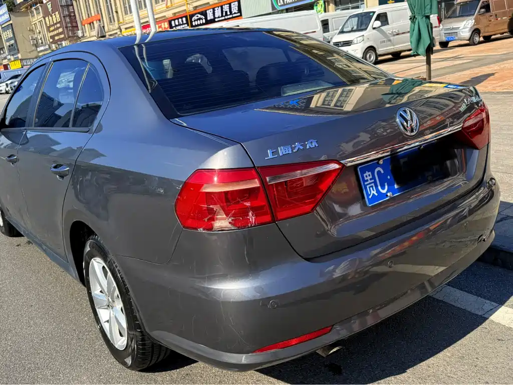Volkswagen Lavida — миниатюра 6