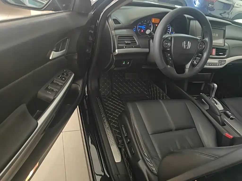 Honda Crosstour — миниатюра 16