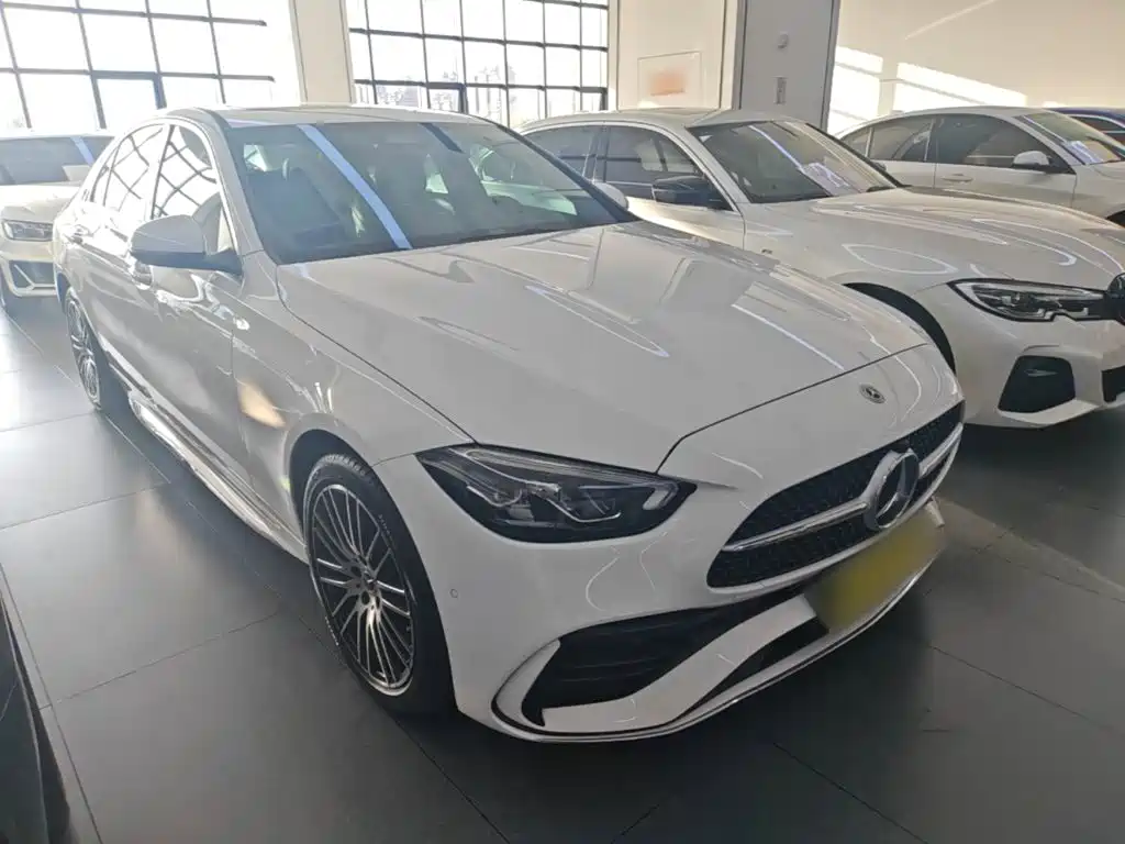 Mercedes-Benz C-Class — миниатюра 4