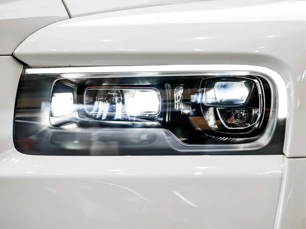 Rolls-Royce Cullinan — миниатюра 7