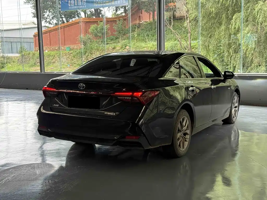 Toyota Avalon — миниатюра 9