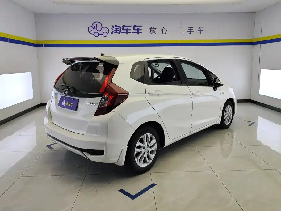 Honda Fit — миниатюра 3