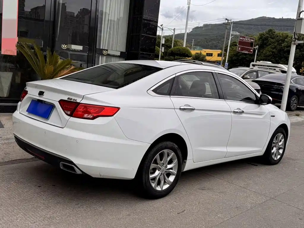 Geely Emgrand GL — миниатюра 4