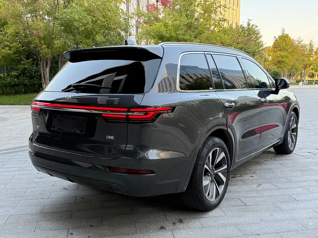 Li Auto Li ONE — миниатюра 4