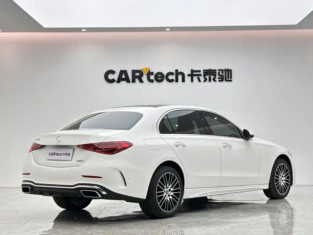 Mercedes-Benz C-Class — миниатюра 5