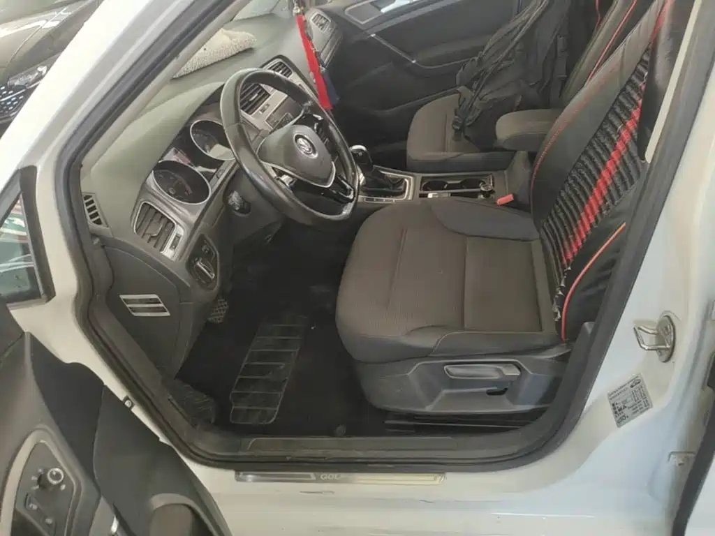 Volkswagen Golf — миниатюра 15