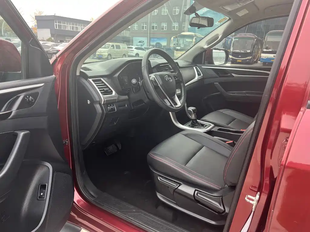 SAIC MAXUS CHASE T60